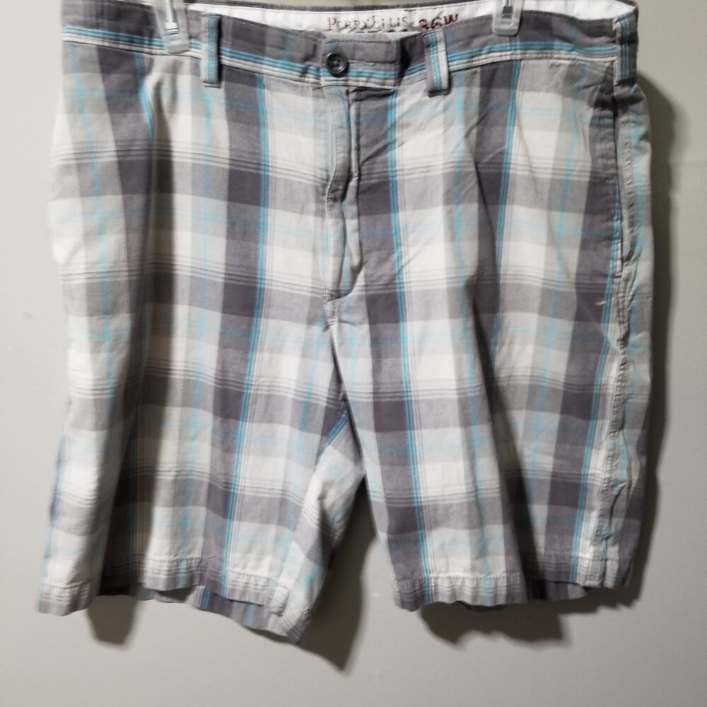 Perry Ellis America Plaid Flat Front Shorts Men's 36